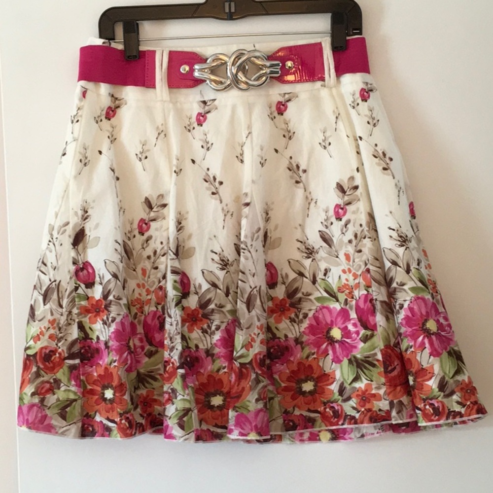 Speak 2me fun summer skirt
